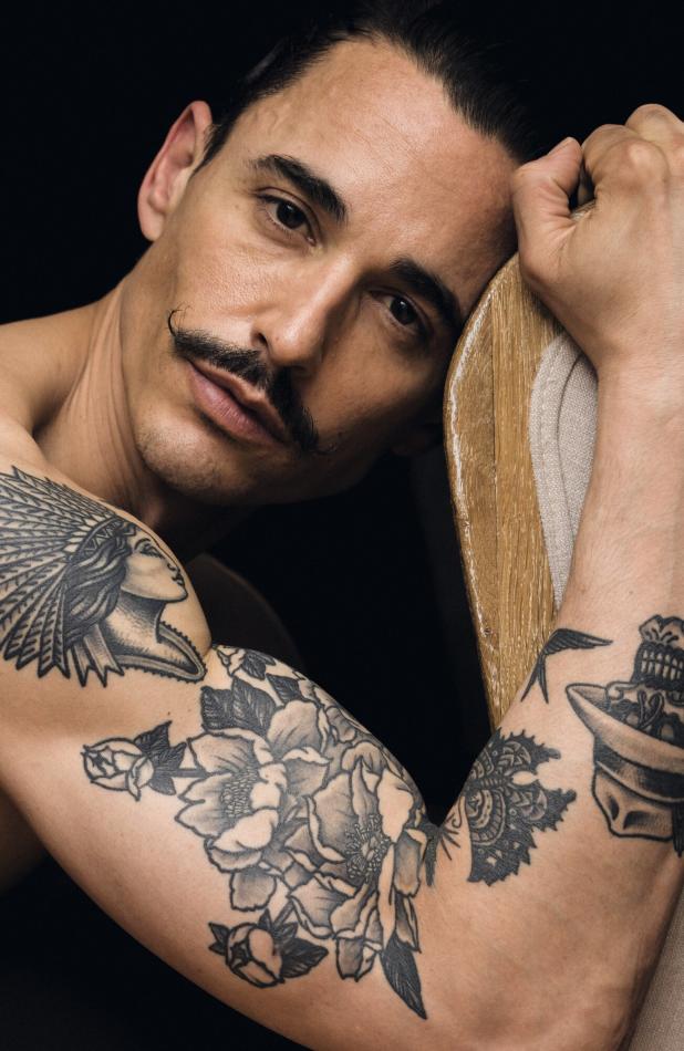Laurent Caillat - fashion model portfolio photo 12