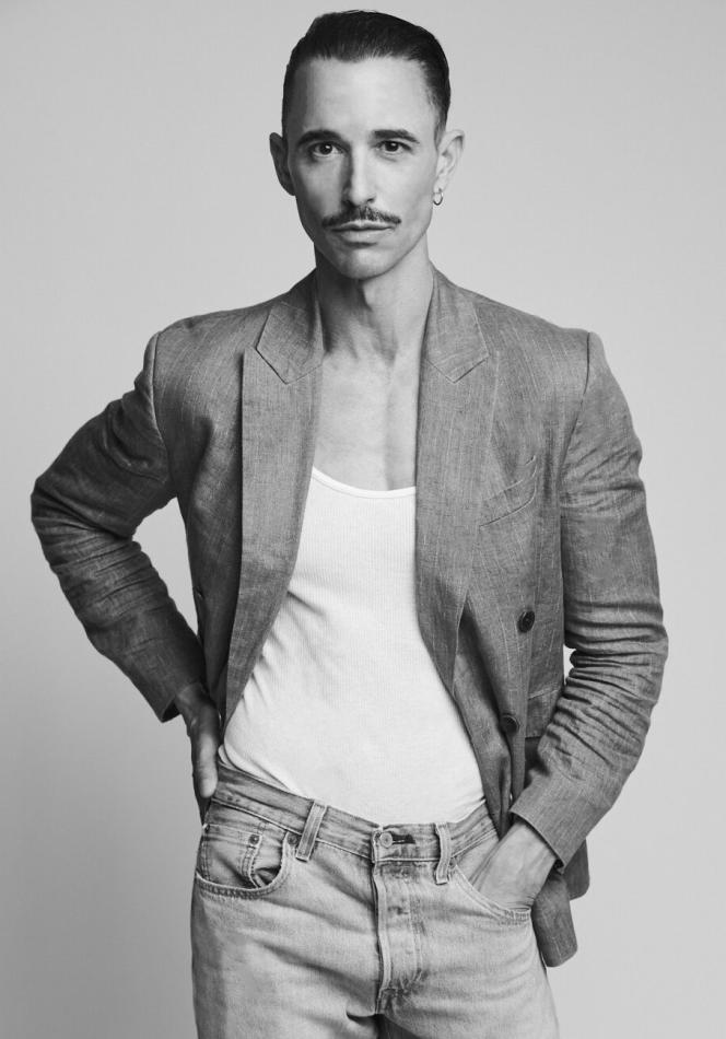 Laurent Caillat - fashion model portfolio photo 2