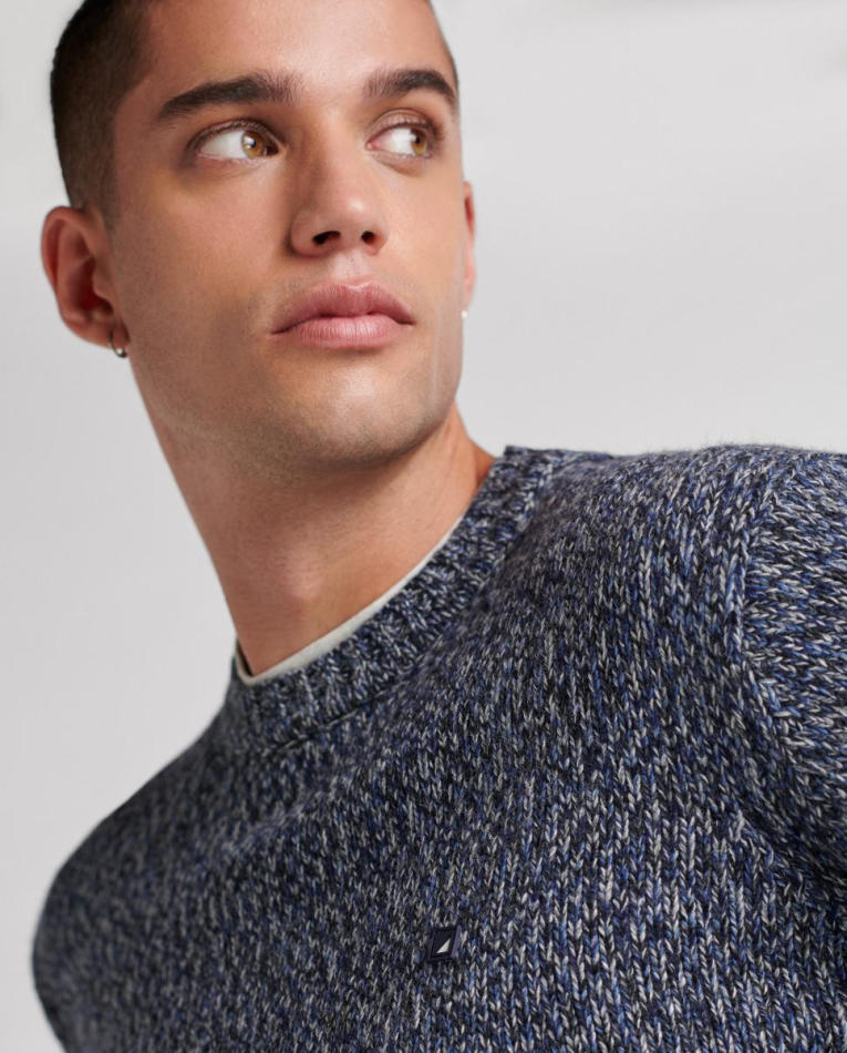 Miguel Vital - fashion model portfolio photo 3