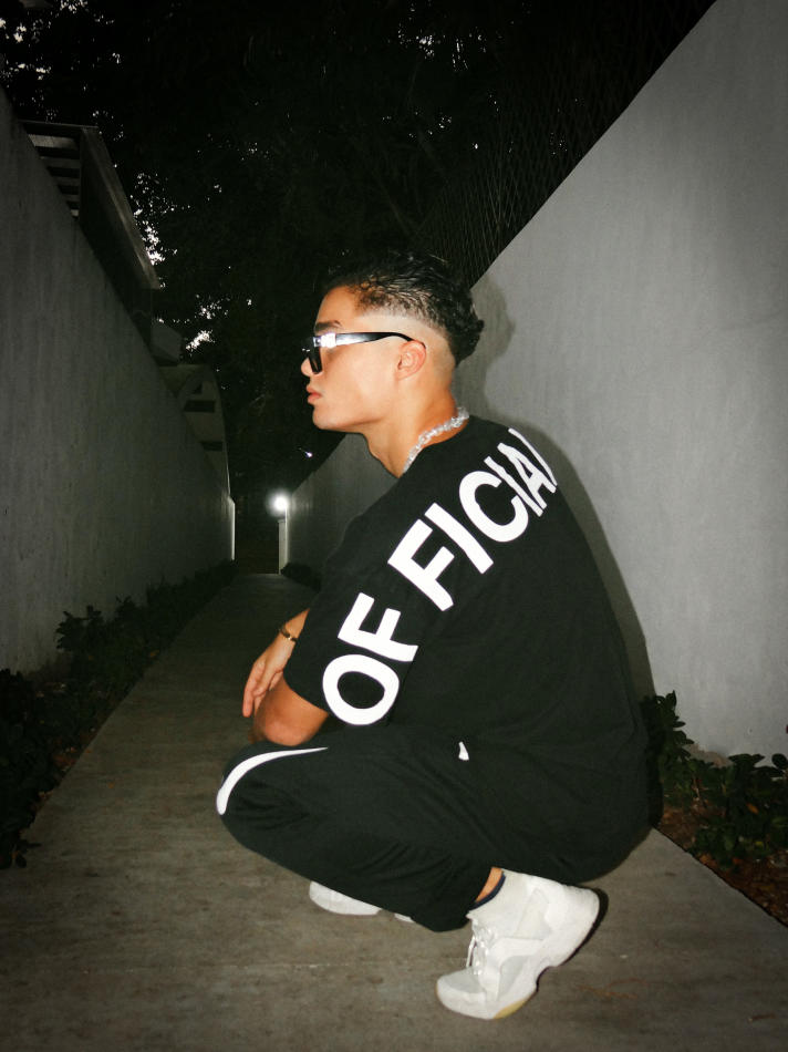 Ender Paulino - fashion model portfolio photo 16