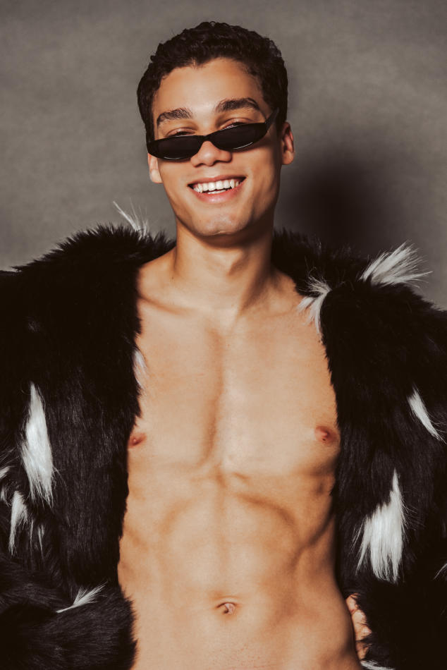 Ender Paulino - fashion model portfolio photo 19