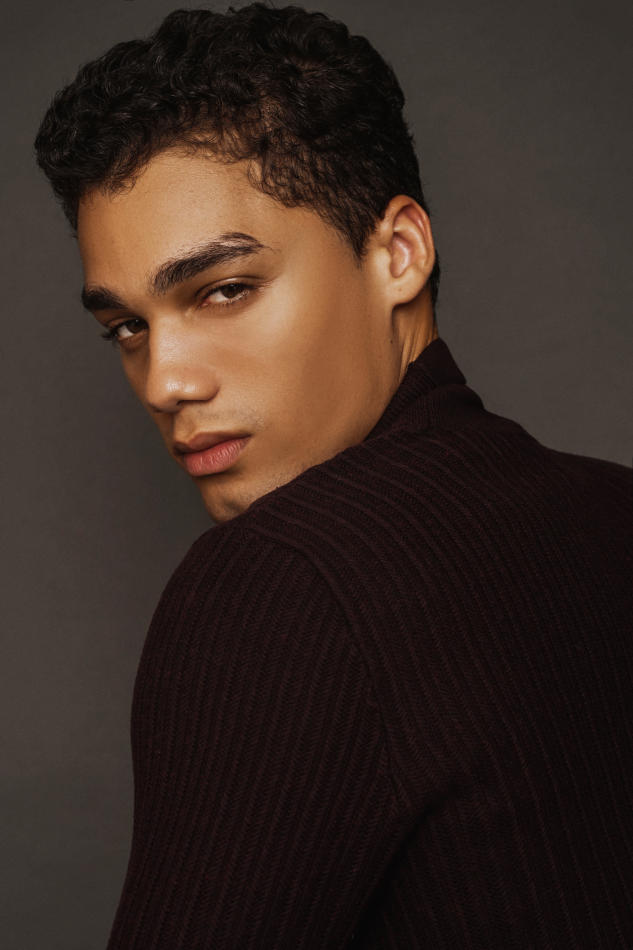 Ender Paulino - fashion model portfolio photo 8