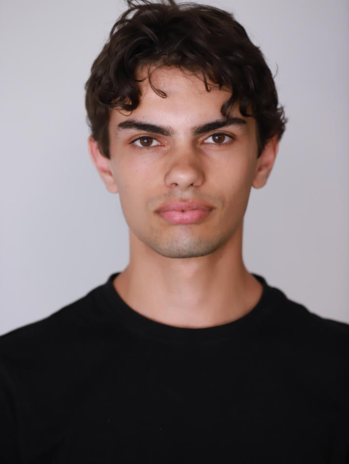 Gabriele Lagazio - fashion model portfolio photo 9
