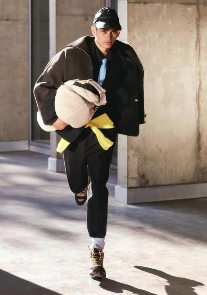 Sakua Kambong - fashion model portfolio photo 15