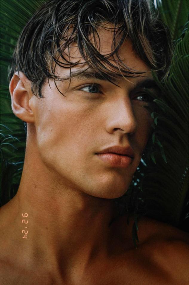 Maik Hofstra - fashion model portfolio photo 5