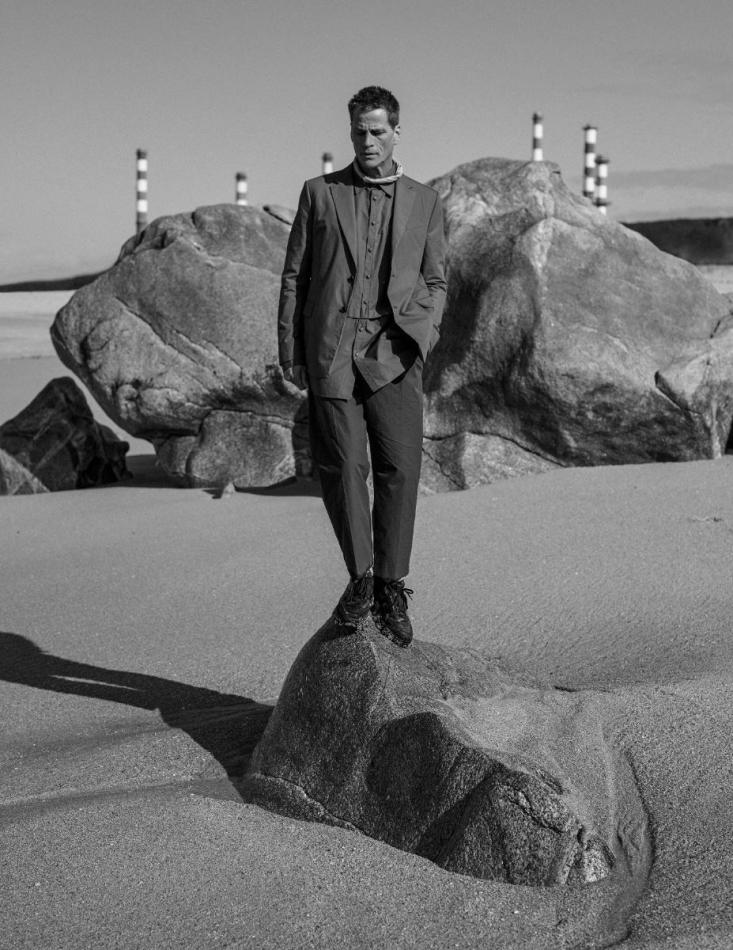 Mark Vanderloo - fashion model portfolio photo 13