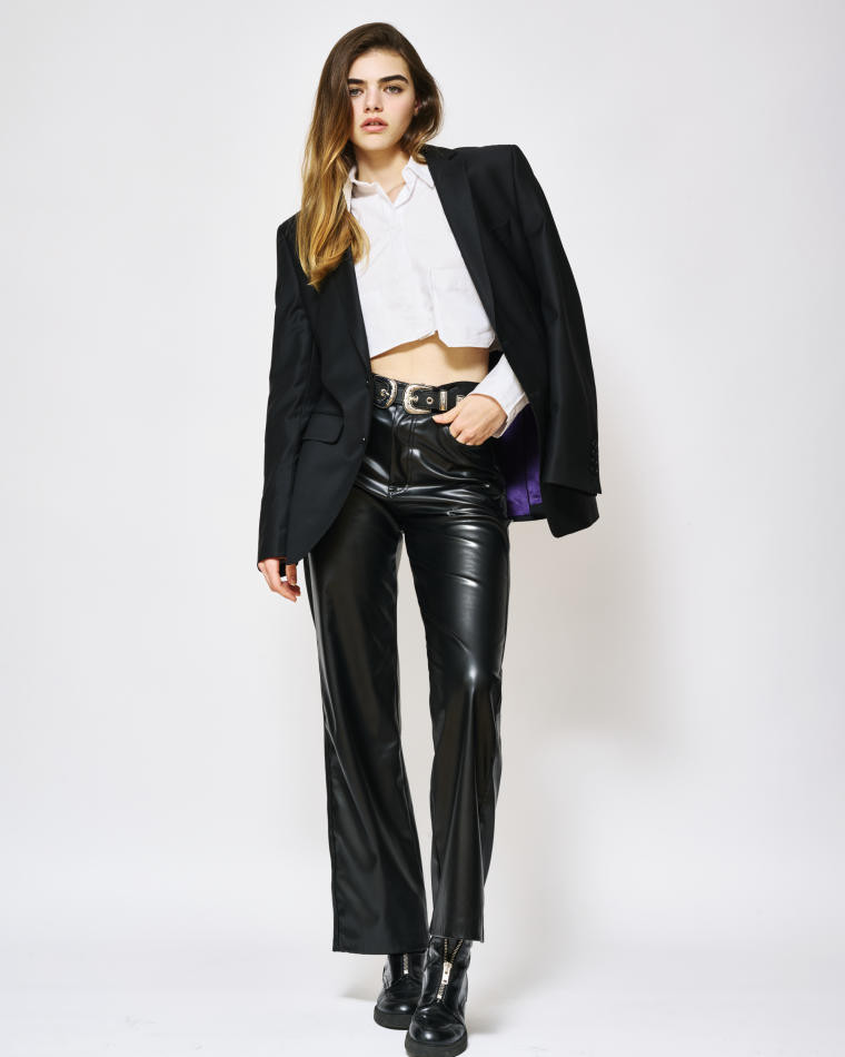 Cloe Chambon - fashion model portfolio photo 8