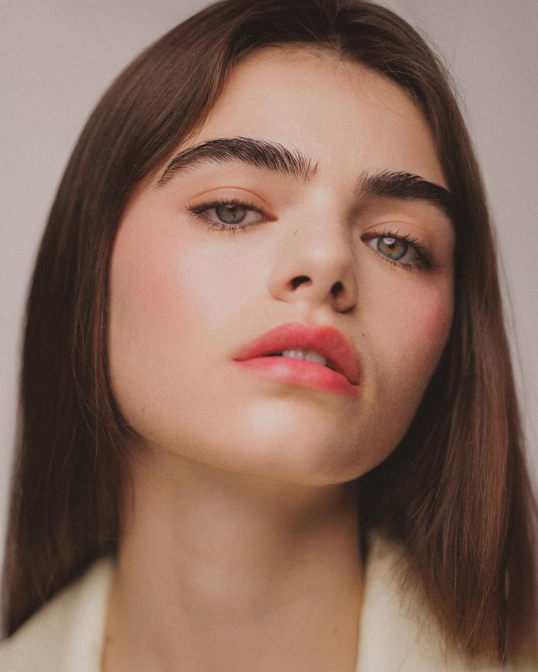 Cloe Chambon - fashion model portfolio photo 15