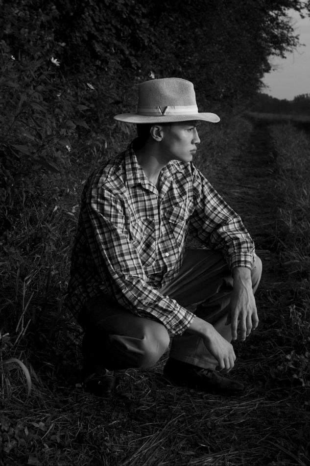 Thomas Gunion - fashion model portfolio photo 6