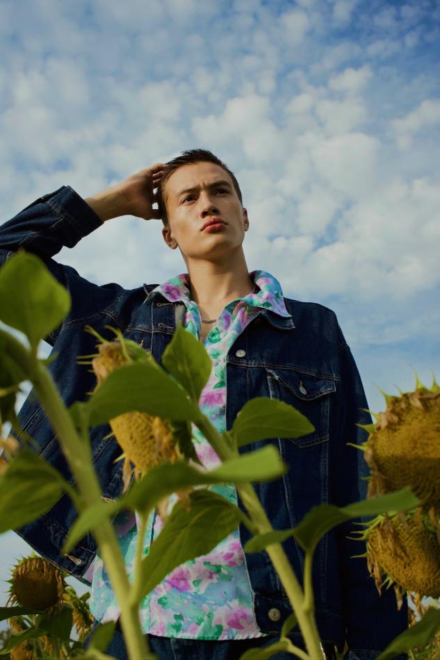 Thomas Gunion - fashion model portfolio photo 4