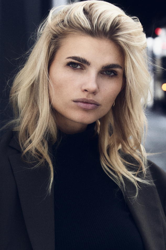 Louise Mikkelsen - fashion model portfolio photo 25