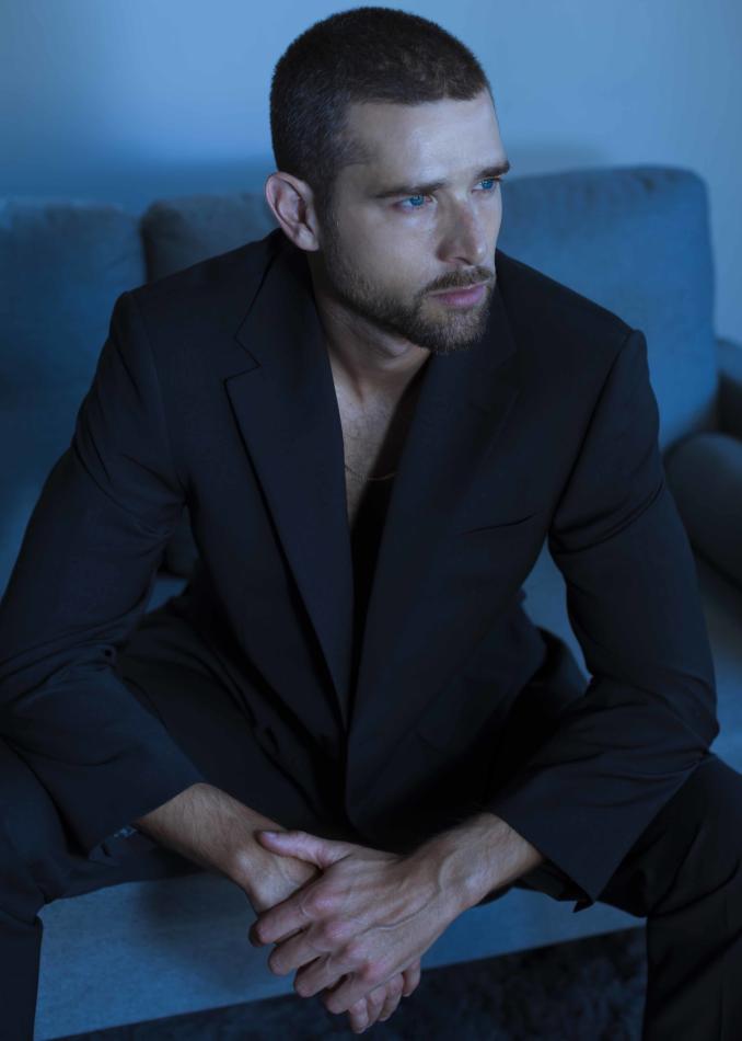 Rafael Gubert - fashion model portfolio photo 24