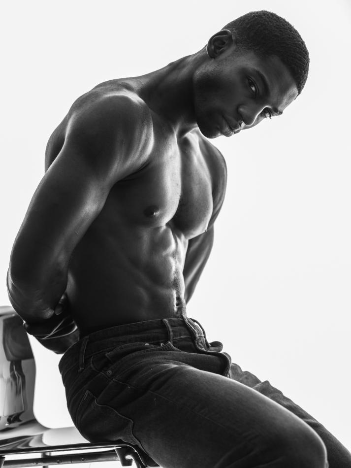 Ayo Awonaiya - fashion model portfolio photo 18