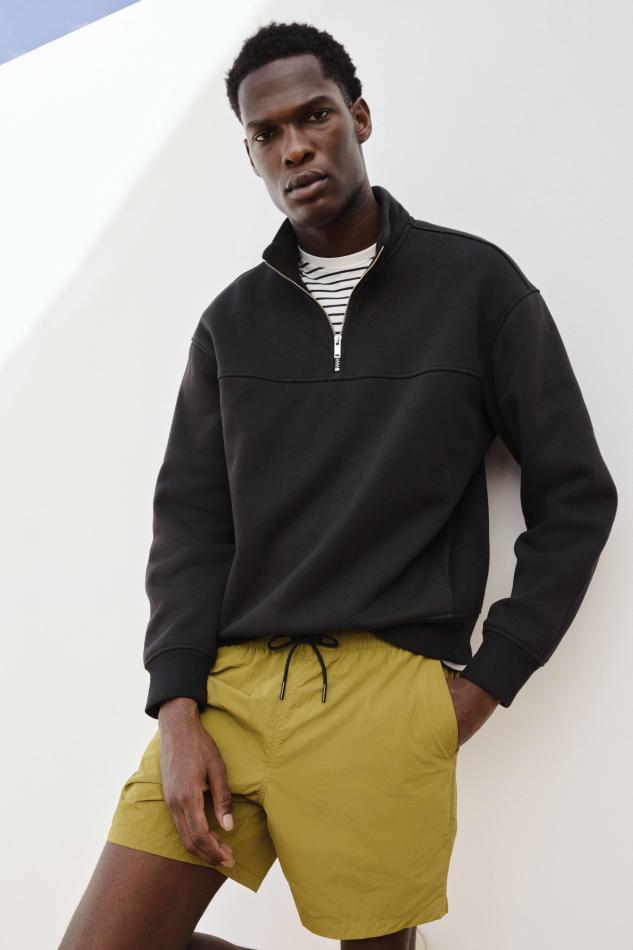 Yvens Mendes - fashion model portfolio photo 16