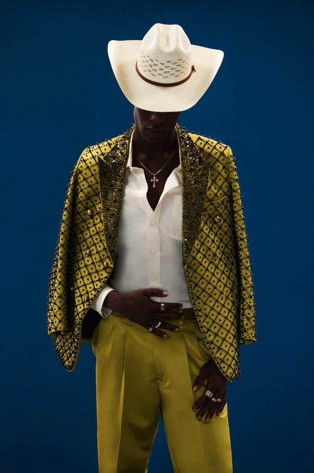 Yvens Mendes - fashion model portfolio photo 19