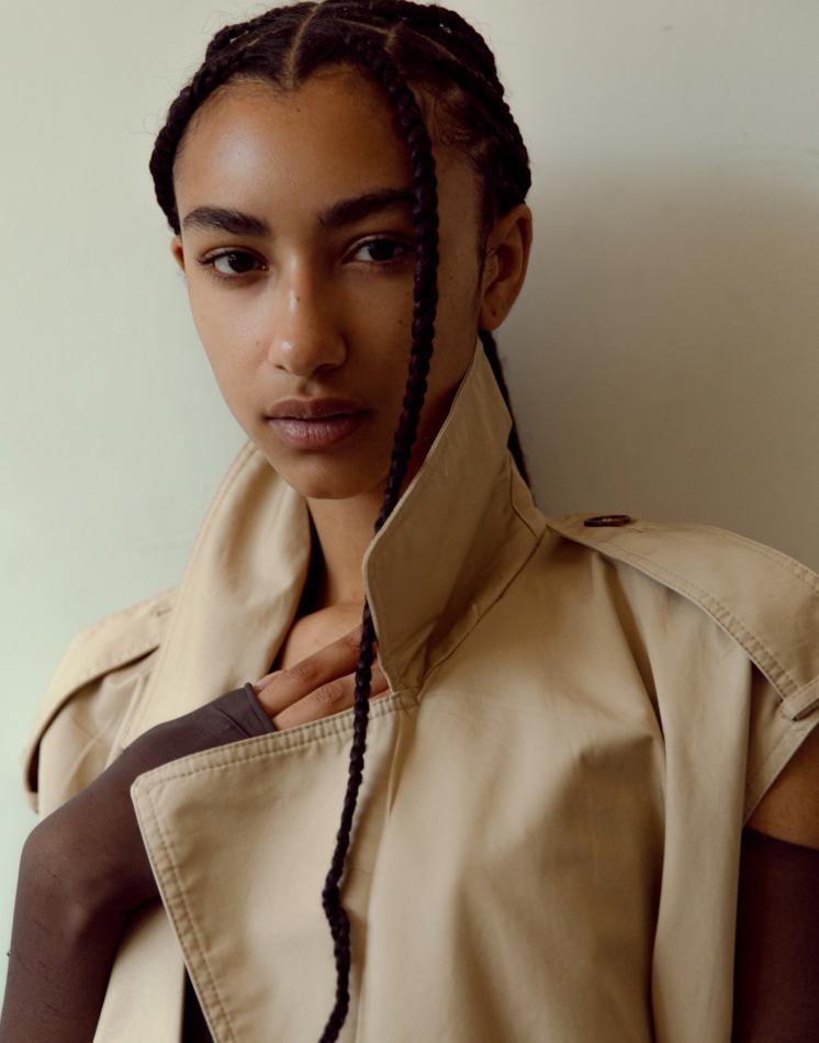 Kaylin Williams - fashion model portfolio photo 12