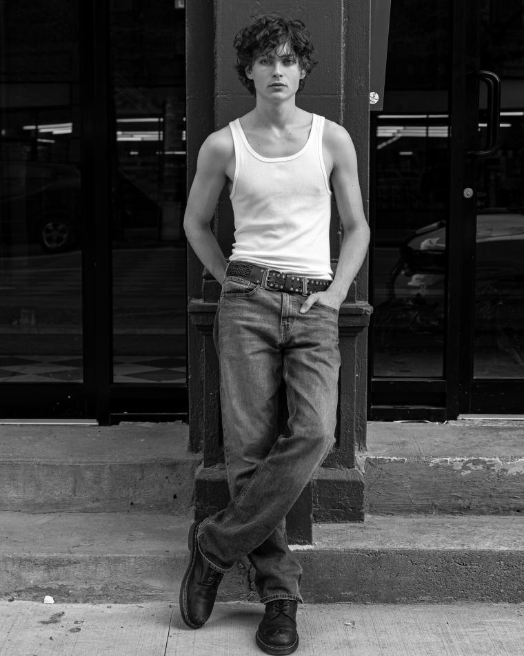 Jordan Barnes - fashion model portfolio photo 12