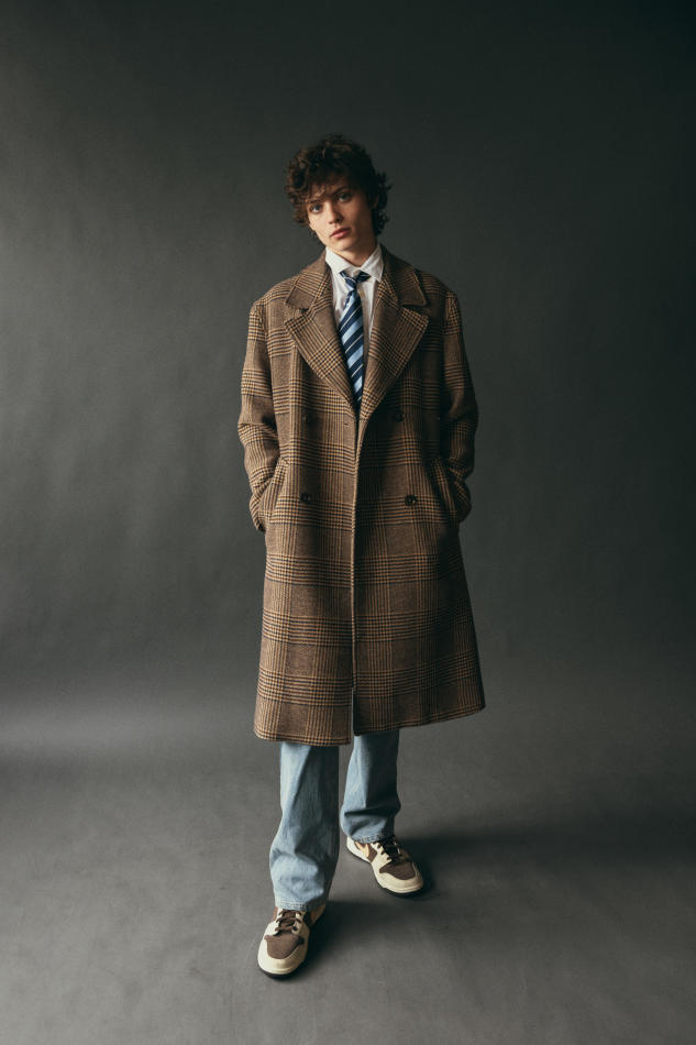 Jordan Barnes - fashion model portfolio photo 6