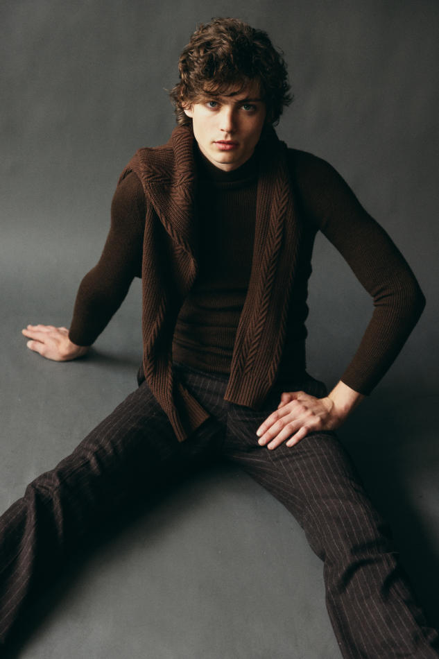Jordan Barnes - fashion model portfolio photo 2