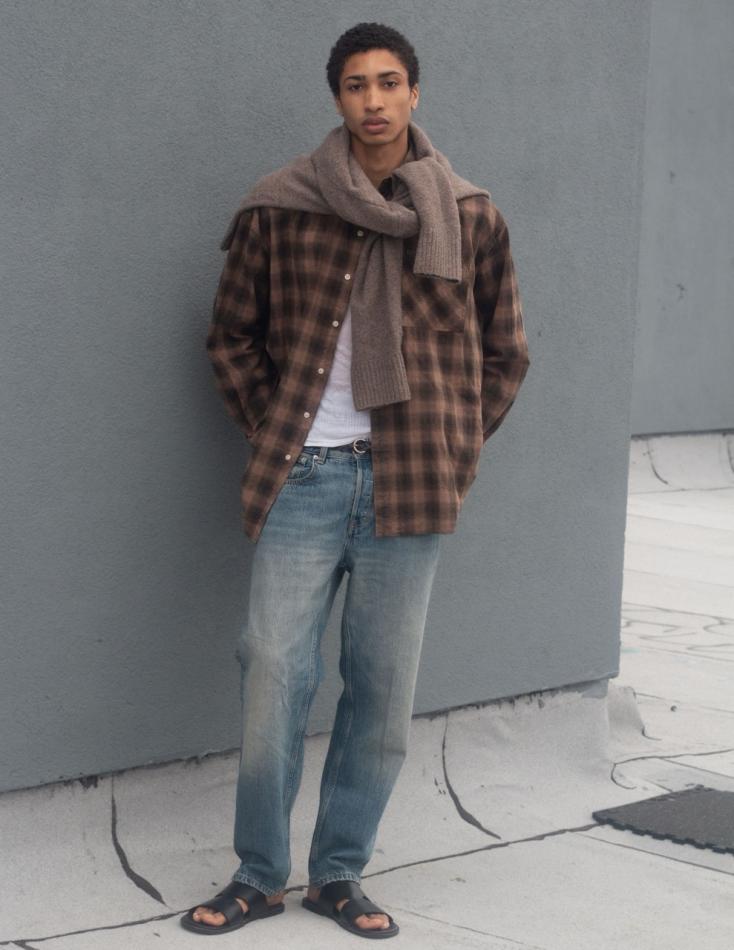 Toyce Allan - fashion model portfolio photo 3