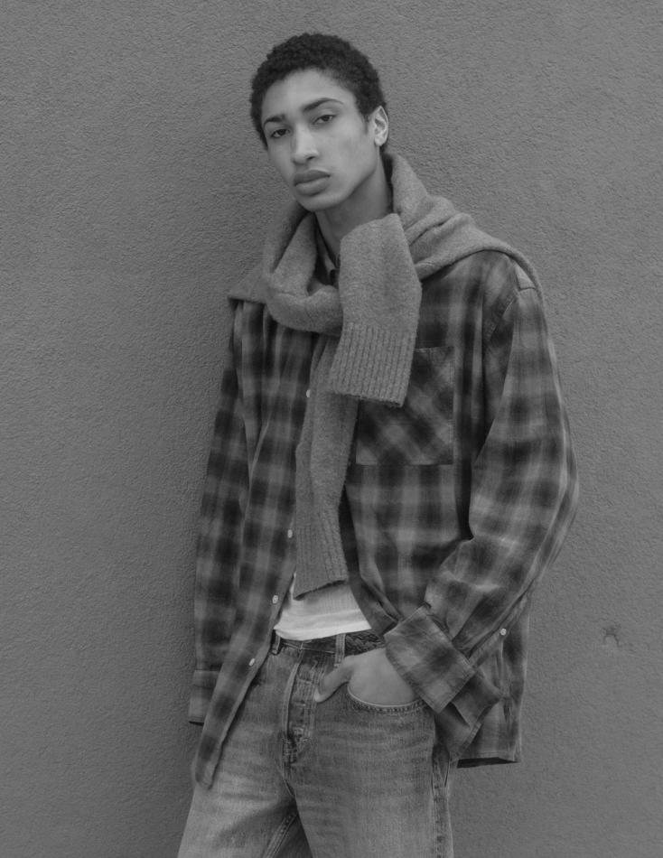 Toyce Allan - fashion model portfolio photo 4