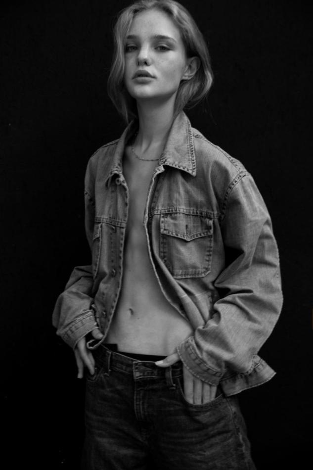 Sofija Dordevic - fashion model portfolio photo 21