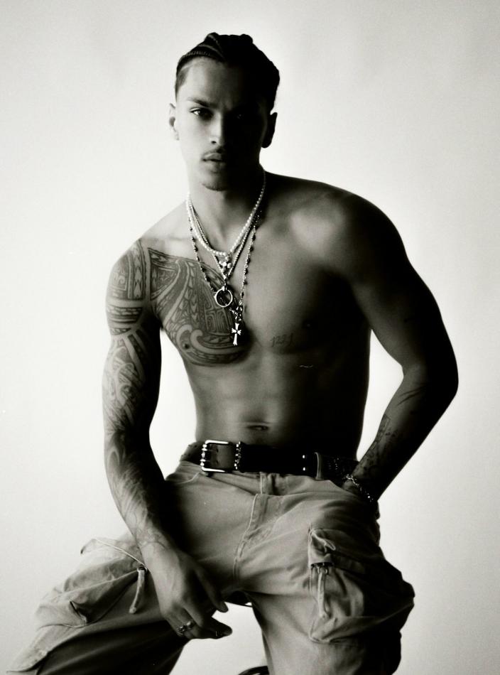 Dylan James Anderson - fashion model portfolio photo 3