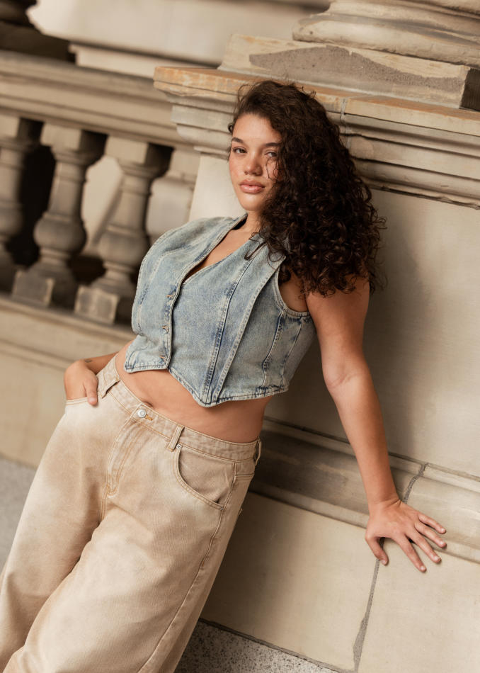 MaKayla Kyle - fashion model portfolio photo 10