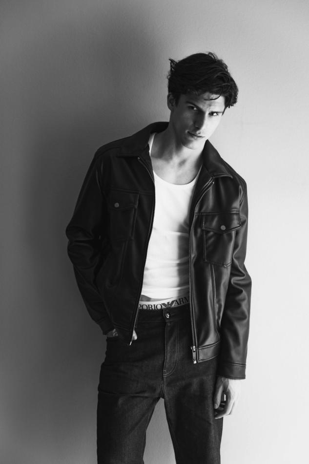 Felipe Duarte - fashion model portfolio photo 4