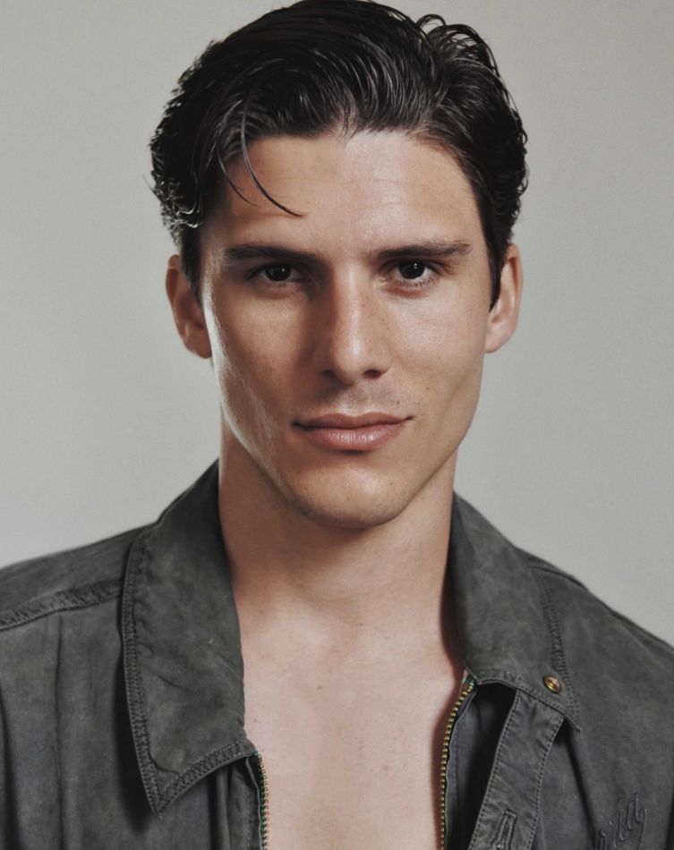 Felipe Duarte - fashion model portfolio photo 1