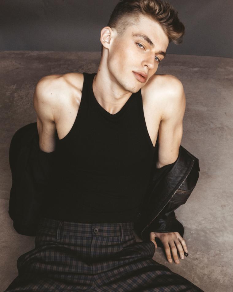 Siemen Mathijs - fashion model portfolio photo 3