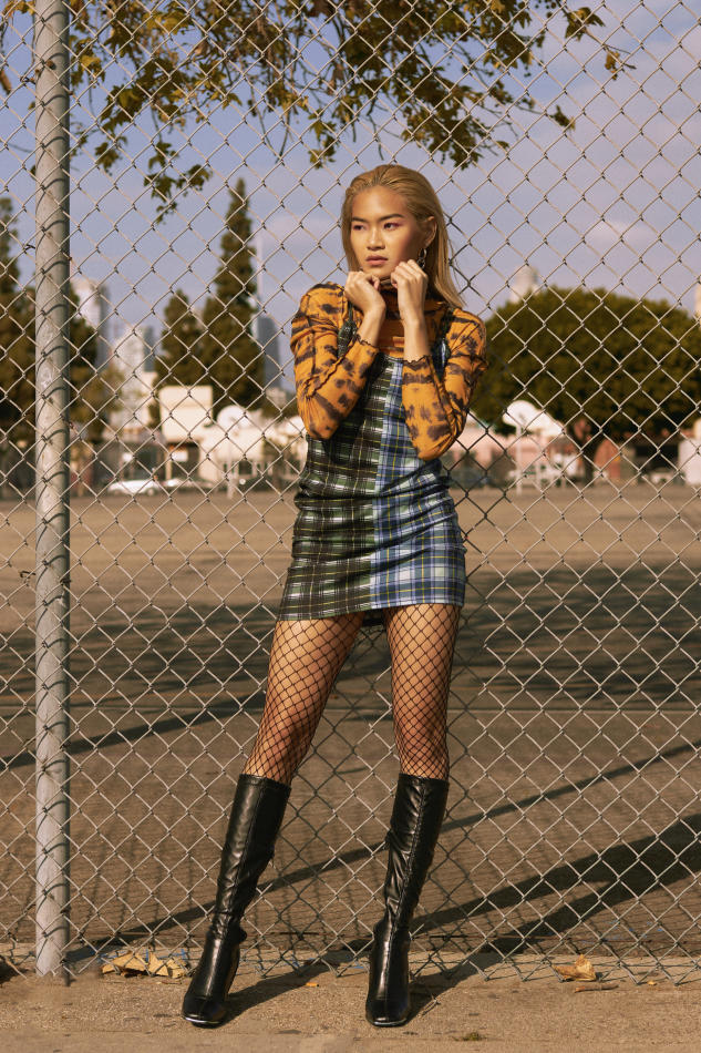Czarina Kwong - fashion model portfolio photo 12