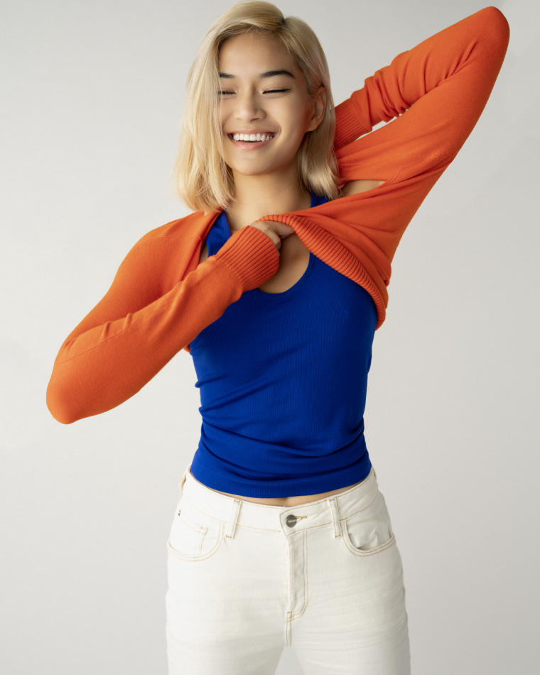 Czarina Kwong - fashion model portfolio photo 7