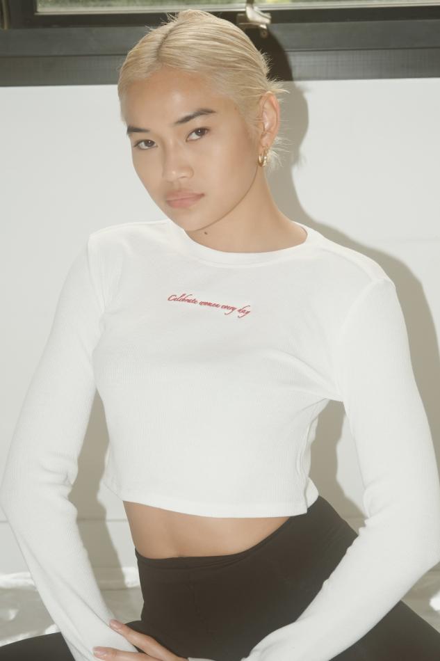 Czarina Kwong - fashion model portfolio photo 15