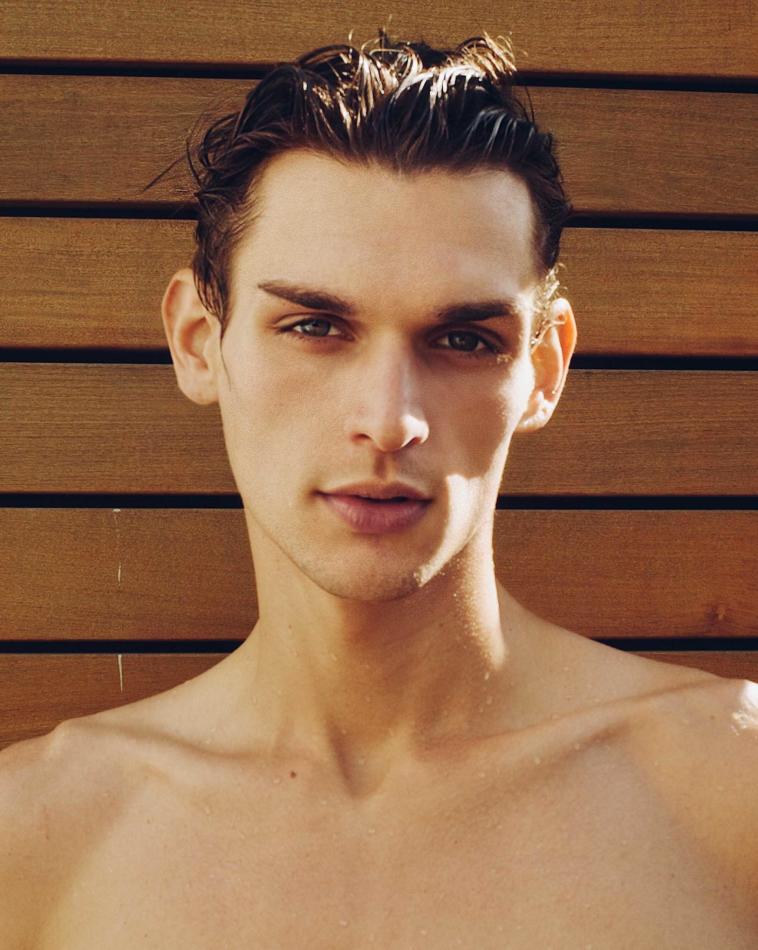Brandon Barlow - fashion model portfolio photo 11