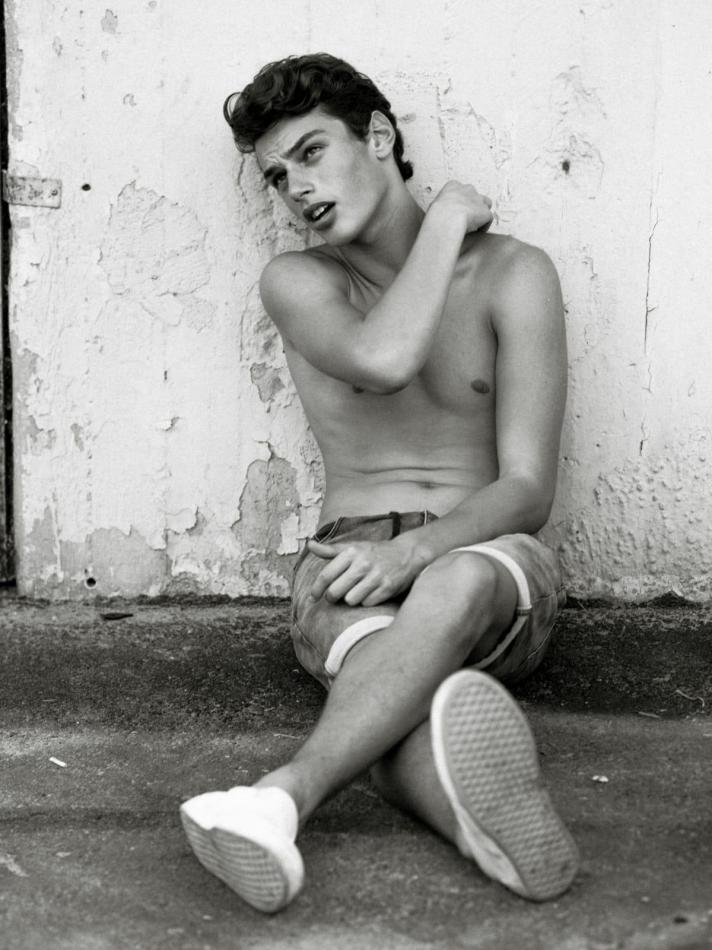 Yuval Harel - fashion model portfolio photo 20