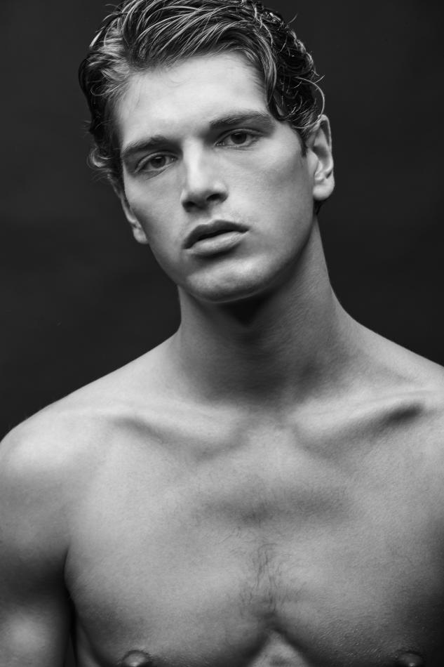 Pietro Battarra - fashion model portfolio photo 26