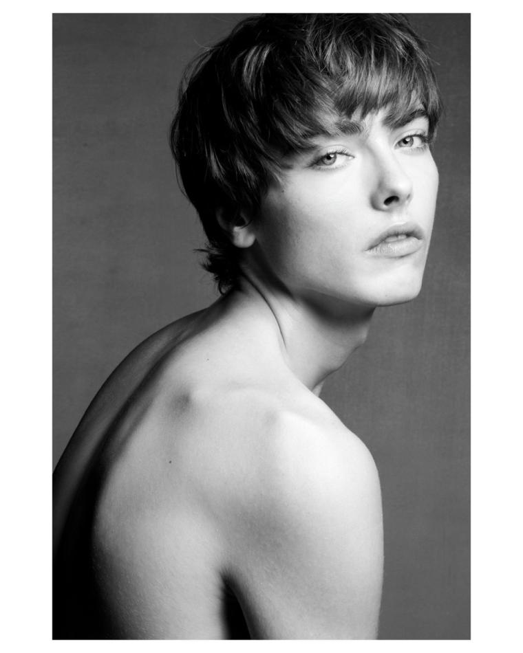 Samuel Vervaecke - fashion model portfolio photo 1