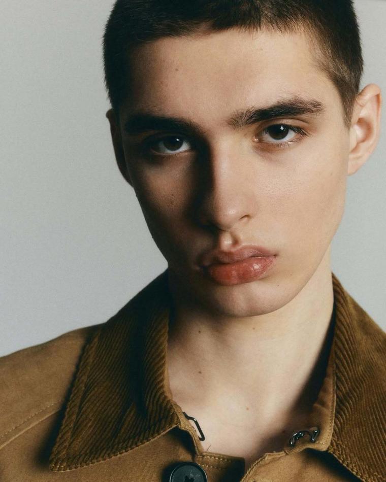 Michal Gruszka - fashion model portfolio photo 9