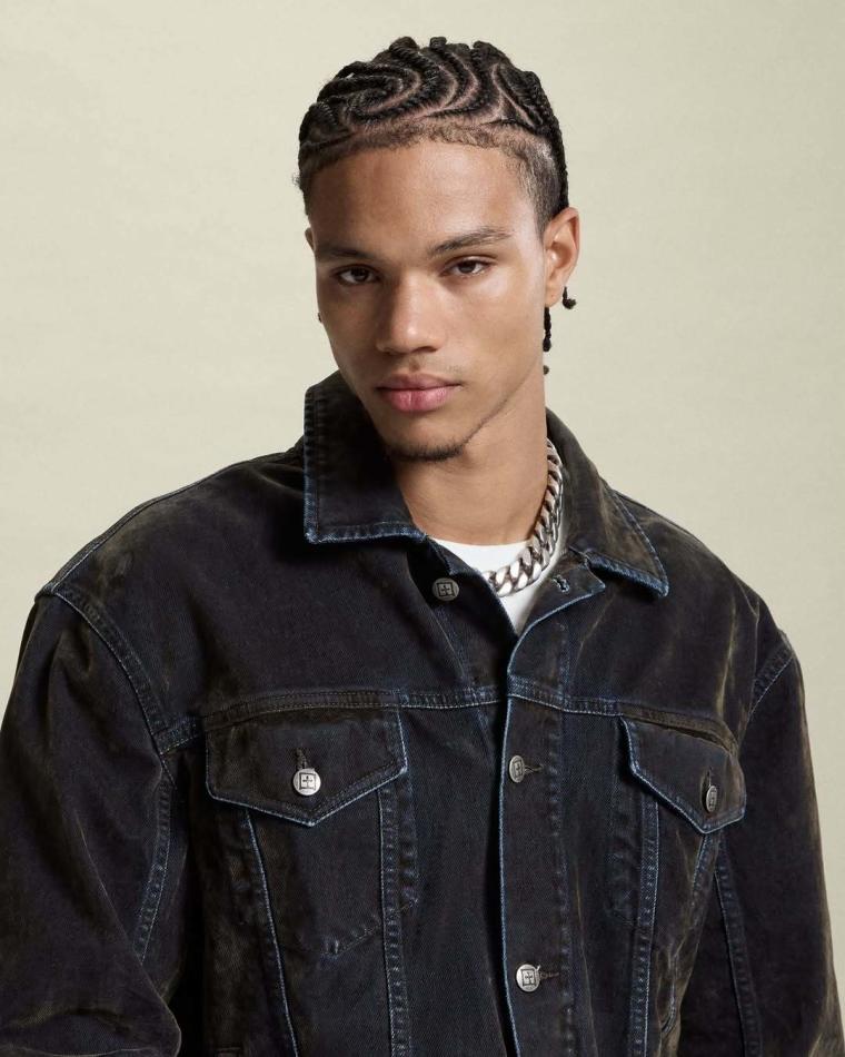Reece Myles - fashion model portfolio photo 23