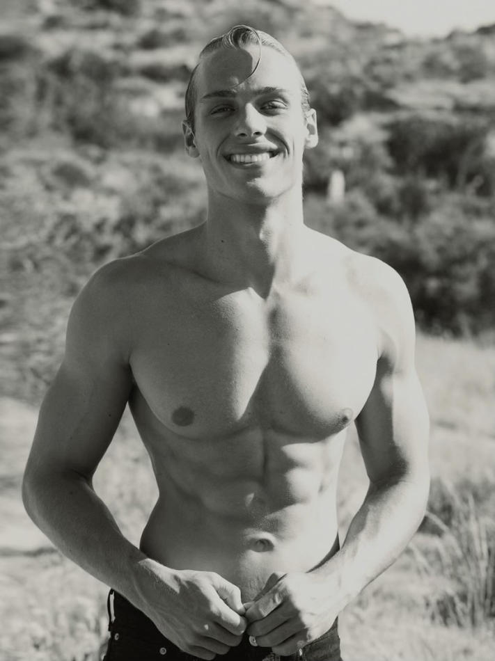 Tanner Knox - fashion model portfolio photo 27