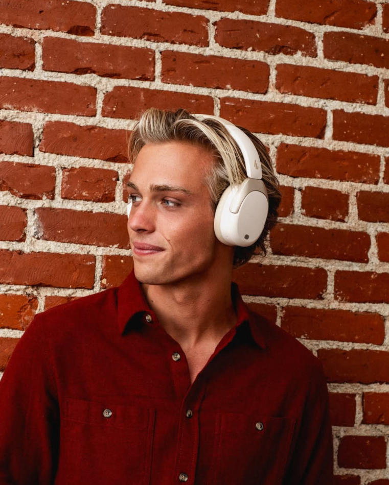 Tanner Knox - fashion model portfolio photo 31