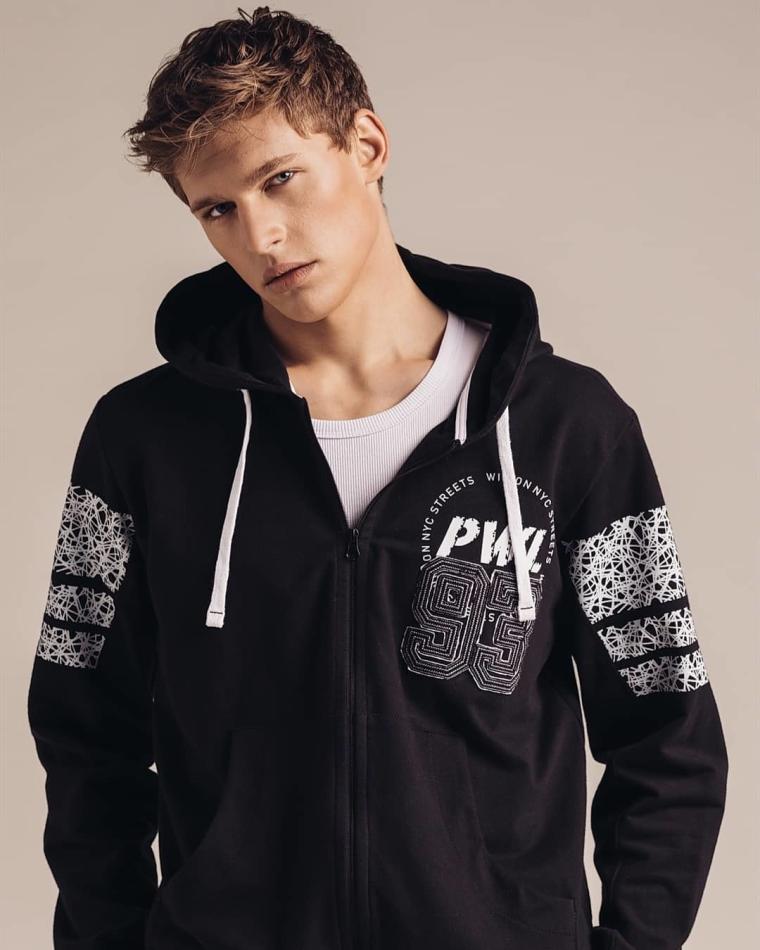 Marko Matovic - fashion model portfolio photo 9