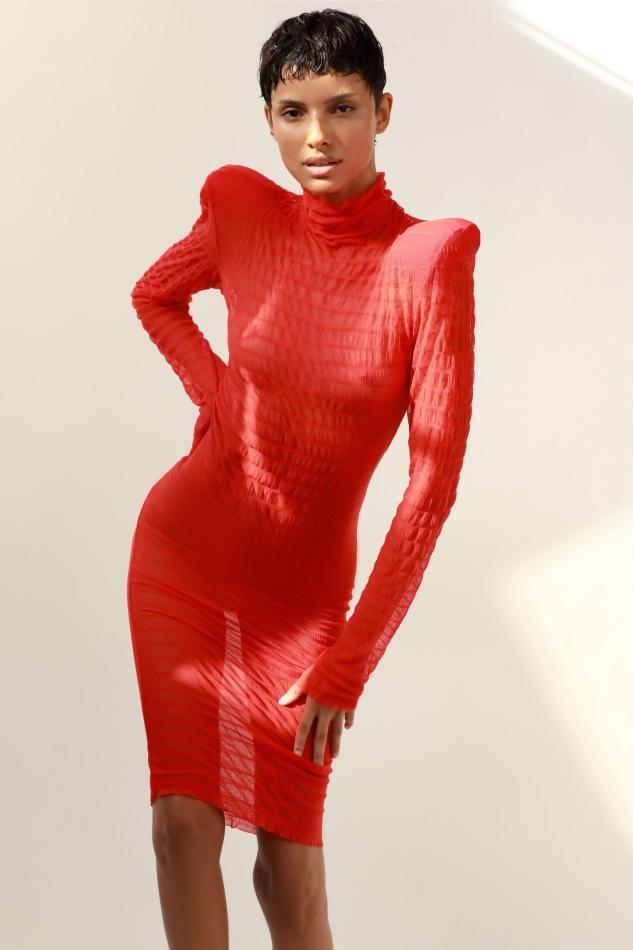 Serena Marques - fashion model portfolio photo 20