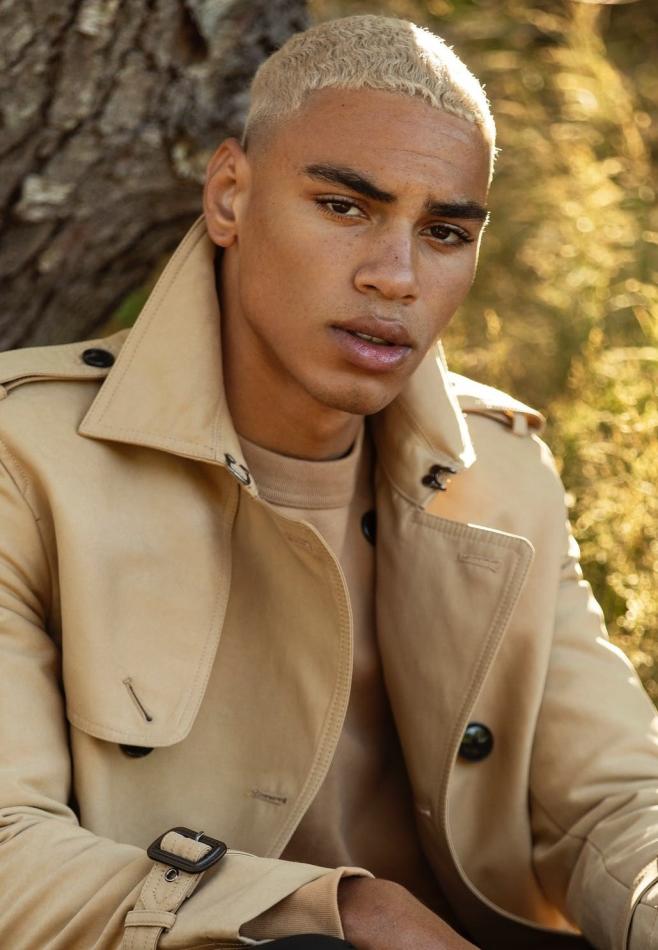 Darien Mann - fashion model portfolio photo 13