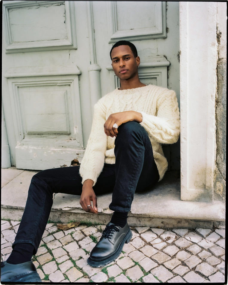 Elisio Baessa - fashion model portfolio photo 24