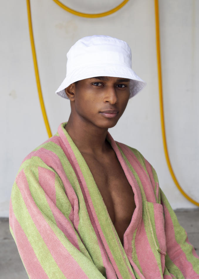 Elisio Baessa - fashion model portfolio photo 21