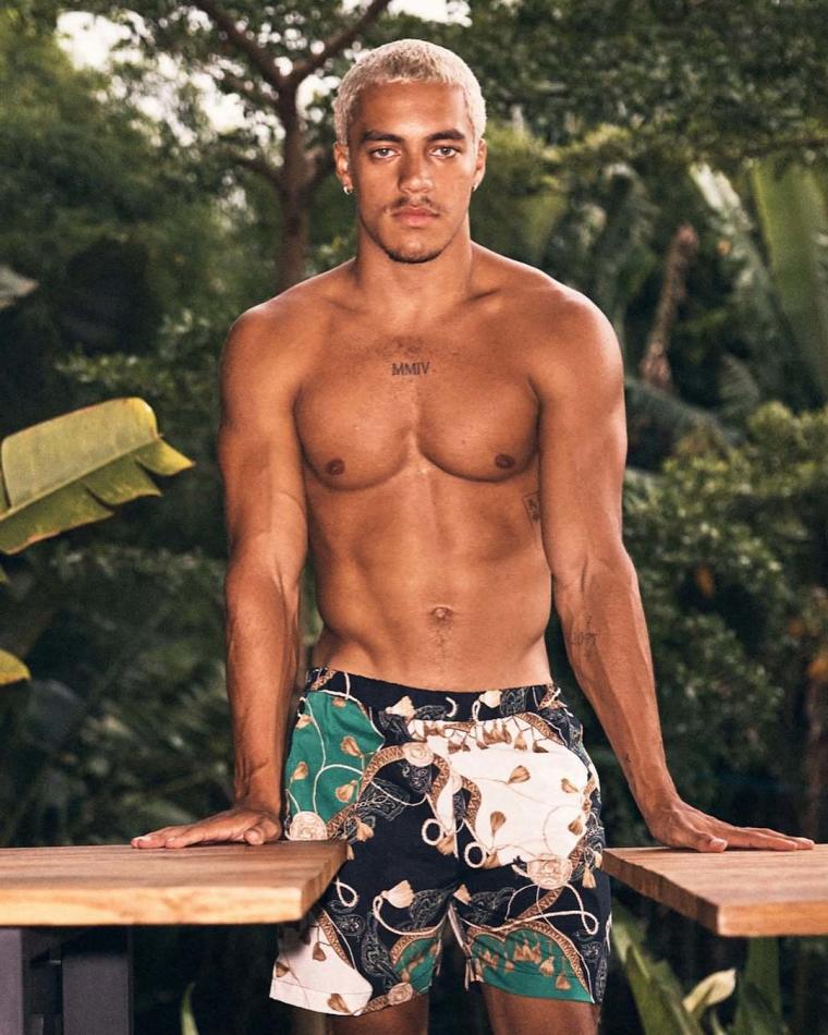 Blake Bamgbose - fashion model portfolio photo 32