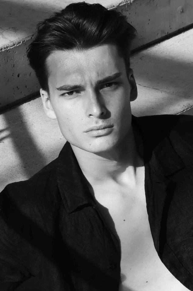 Giani Mascarel - fashion model portfolio photo 1