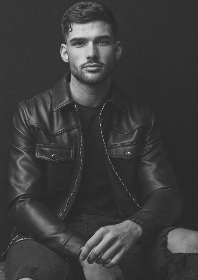 Brandan Stevens - fashion model portfolio photo 12